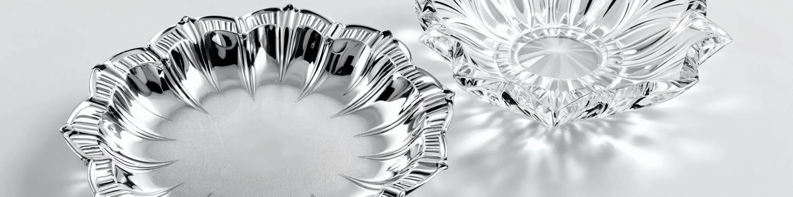 Serving dishes at MIRONOVA ART - the art of food presentation.