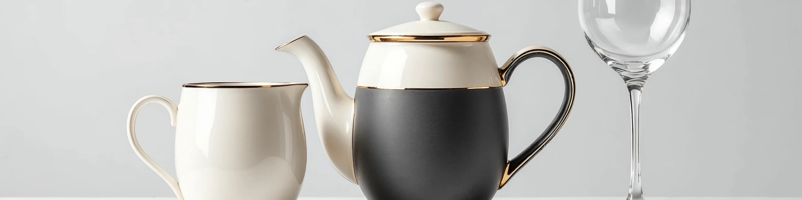 Other table setting essentials at MIRONOVA ART - practical touch.