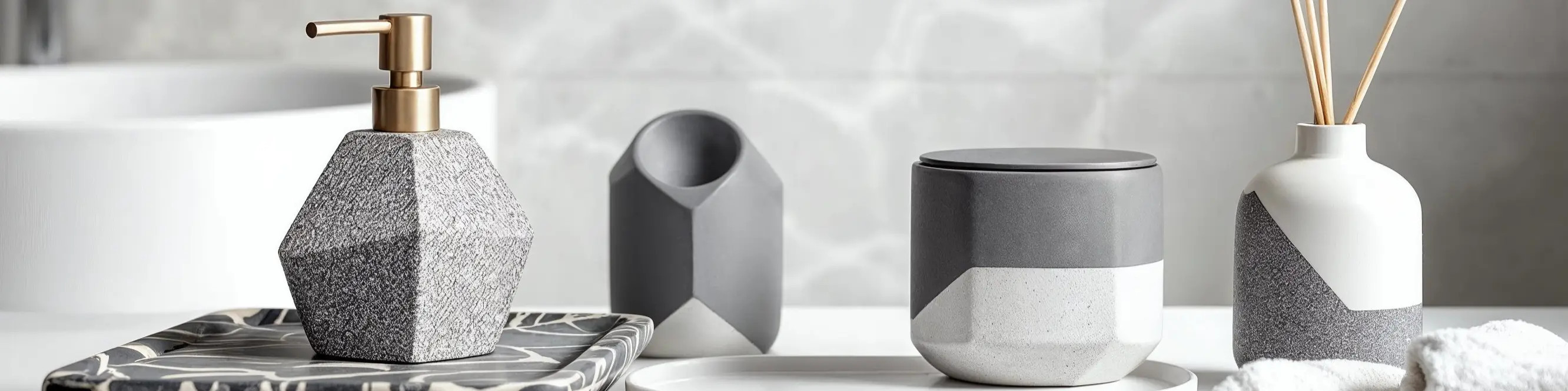Неординарні аксесуари для ванної в MIRONOVA ART – сміливі рішення.