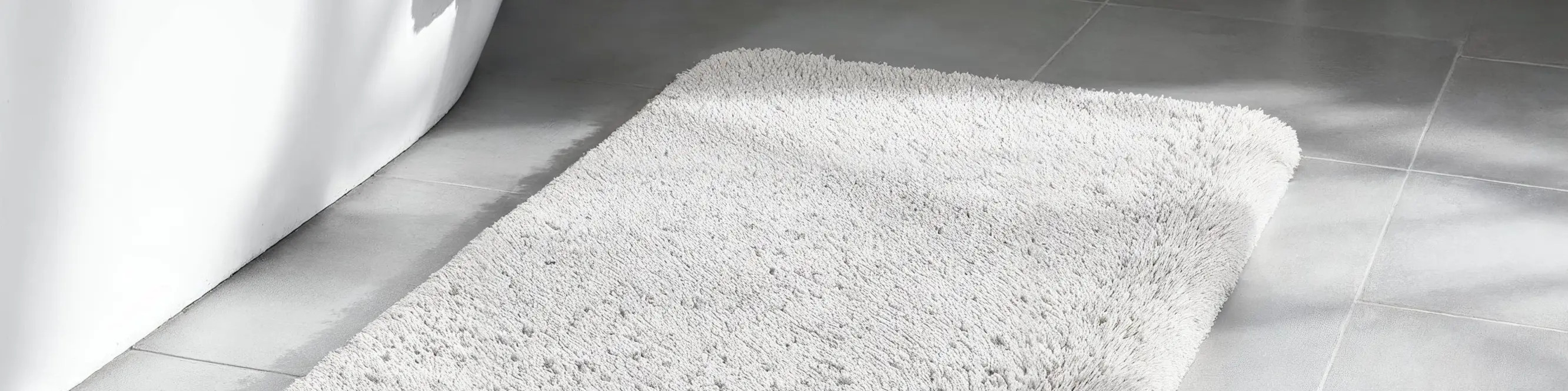 Bathroom rugs at MIRONOVA ART – softness and safety.