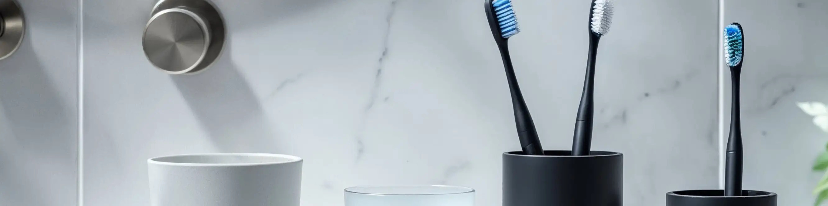 Держатели для зубных щеток в MIRONOVA ART – удобство и качество.