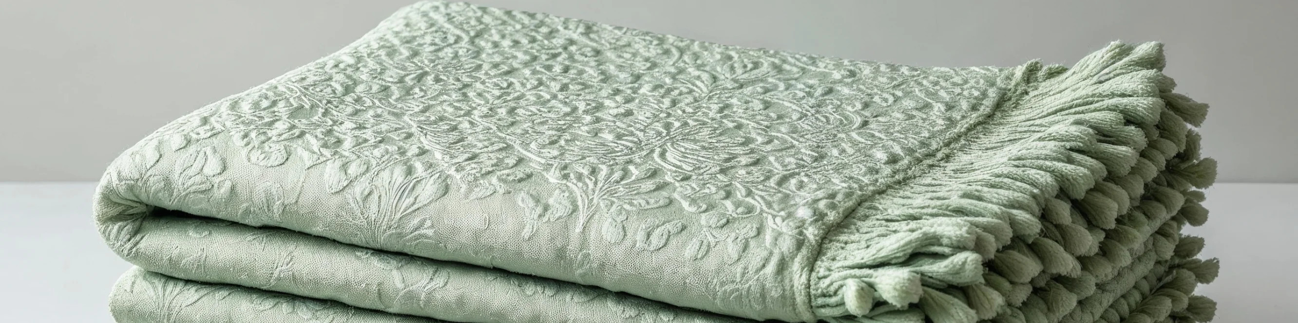 Bedspreads at MIRONOVA ART – comfort, practicality, quality fabrics.