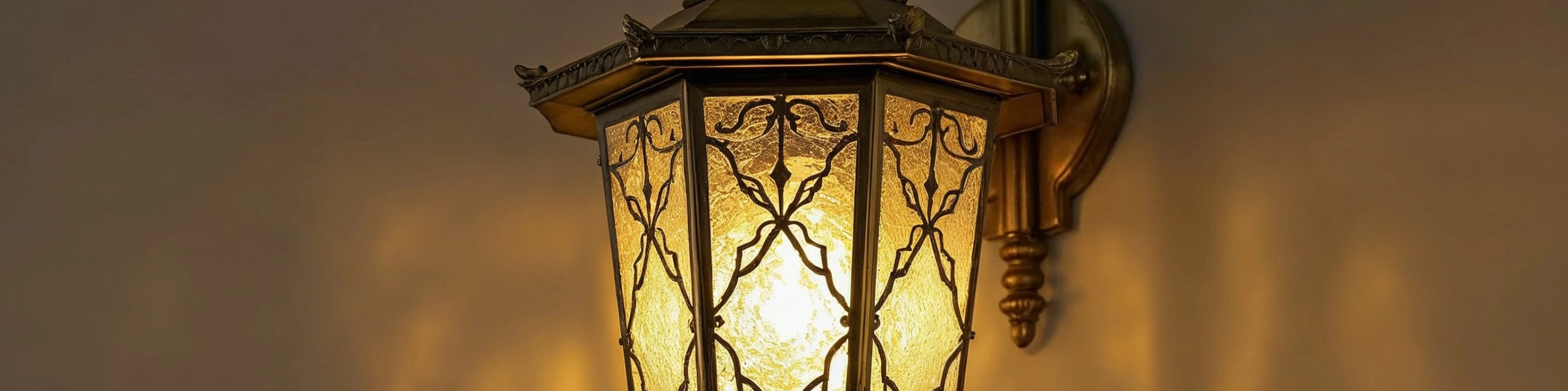 Retro lighting with timeless tone | Curated by MIRONOVA ART